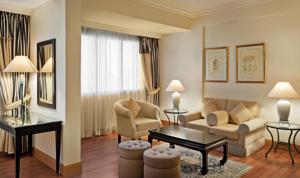 تور دبی هتل شرایتون دیره - آژانس هواپیمایی و مسافرتی آفتاب ساحل آبی 
